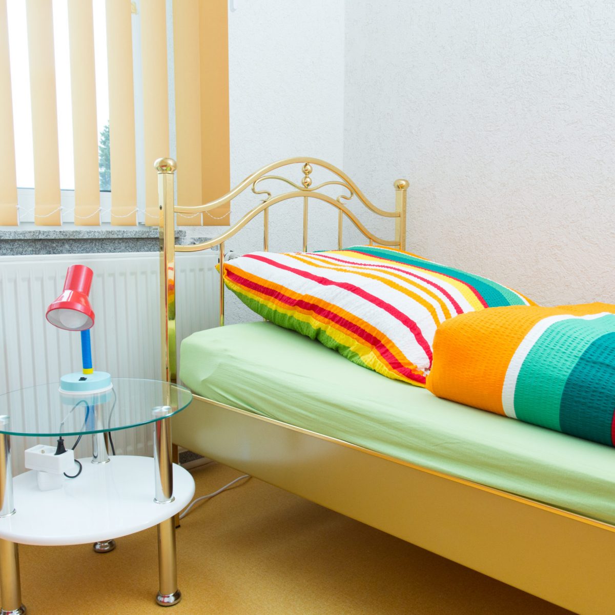 Hotelalternative-Oberhausen-EG-Einzelzimmerbett